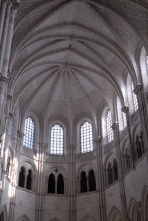 Bourgogne, interieur Basilique de Vezelay, octobre 2009