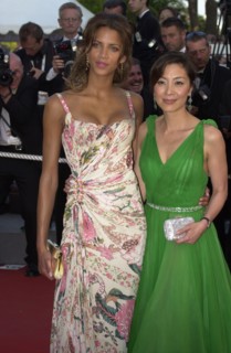 Noémie Lenoir et Michèle Yeoh