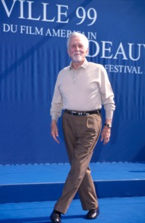 Kirk Douglas