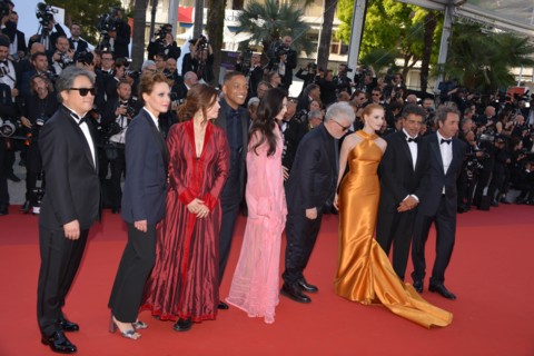Montée des marches pour la soirée des 70 ans du Festival de Cannes