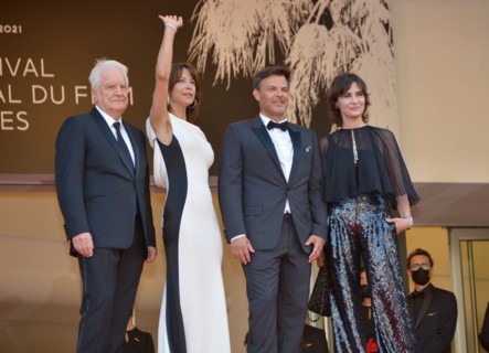 Arriving for the projection of the film 'Tout s'est bien passé'