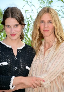 Photocall du film "Une jeune fille qui va bien", Festival de Cannes 2021