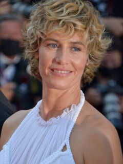 Montée des marches du film "De son vivant"