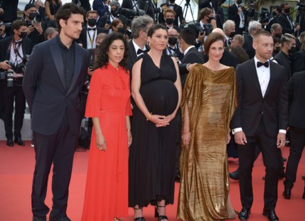 Montée des marches du film "France"