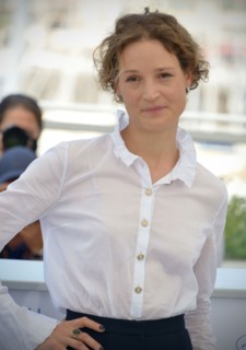 Photocall du film "Serre-moi fort", Festival de Cannes 2021