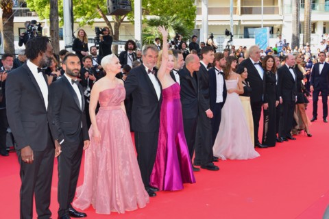 Montée des marches du film "Sans filtre"