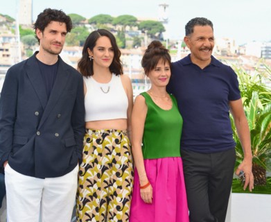 Photocall du film "L'Innocent", Festival de Cannes 2022