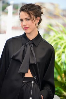 Photocall du film "Des Etoiles à midi", Festival de Cannes 2022