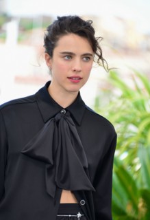 Photocall du film "Des Etoiles à midi", Festival de Cannes 2022