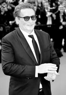 Montée des marches du film "Les bonnes étoiles"