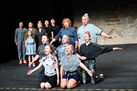 Festival d'Avignon IN 2024 : "Mothers. A song for wartime"