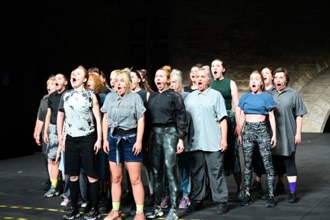 Festival d'Avignon IN 2024 : "Mothers. A song for wartime"