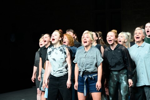 Festival d'Avignon IN 2024 : "Mothers. A song for wartime"