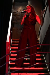 Festival d'Avignon OFF 2024 : "Elisa Tovati fait son cinéma"