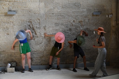 Festival d'Avignon IN 2024 : "Transmission impossible"
