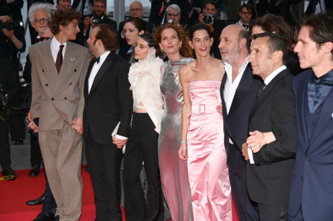 Montée des marches du film "La Venue de l'Avenir"