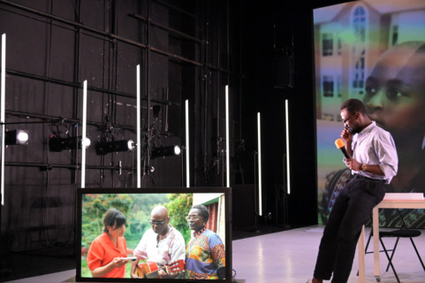 The Festival d'Avignon 'IN', 2025: "Radio Live. Chapter 3: Reuni.es"