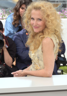 Gillian Anderson
