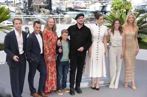 Photocall du film "Propeller One-Way Night Coach"