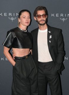 Natasha Andrews, Pierre Niney