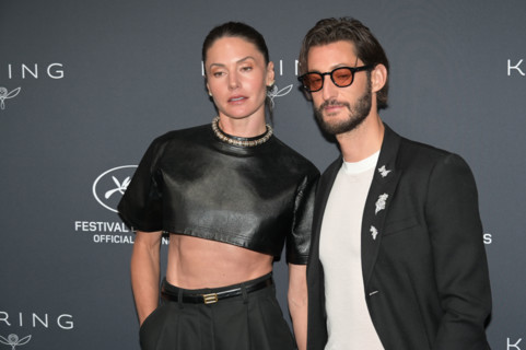 Natasha Andrews, Pierre Niney