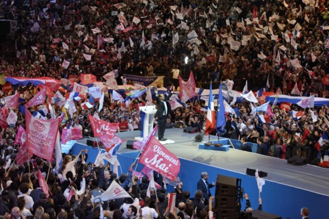 Meeting de François Hollande au Palais Omnisports de Paris Bercy
