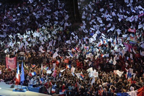 Meeting de François Hollande au Palais Omnisports de Paris Bercy