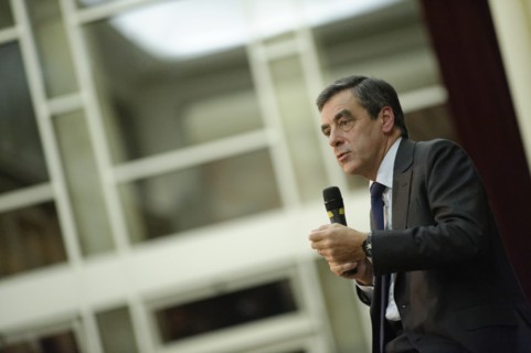 François Fillon candidat à  la présidence de l'UMP