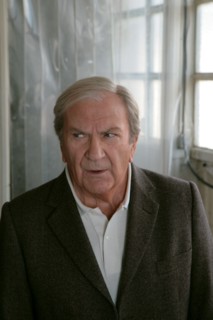 Pierre Mondy dans la série "Commissaire Cordier"