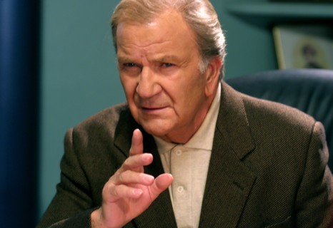 Pierre Mondy dans la série "Les Cordier, juge et flic"