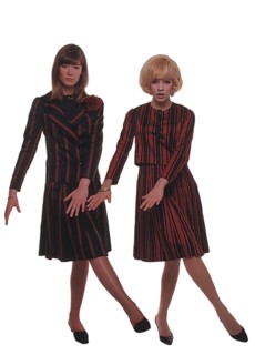 Françoise Hardy et Sylvie Vartan, 1964