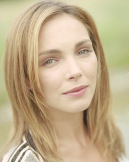 Claire Keim