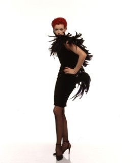 Sibyl Buck en tenue Yves Saint-Laurent