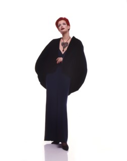 Sibyl Buck en tenue Yves Saint-Laurent