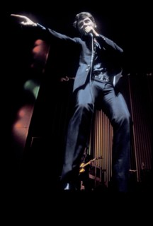 Johnny Hallyday sur la scène de l'Olympia