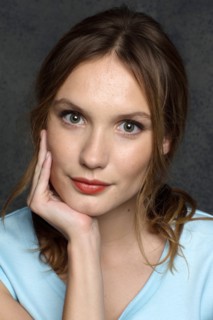 Ana Girardot