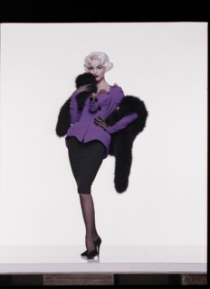 Eva Herzigova en Mugler