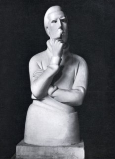 Orlova, Sculpture