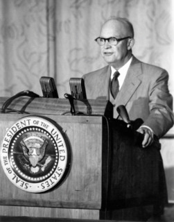 Discours de Dwight D. Eisenhower, 1957