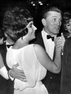 Kirk Douglas et Elizabeth Taylor à Rome, 1961