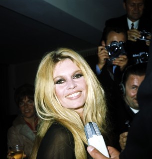 Brigitte BARDOT, portrait