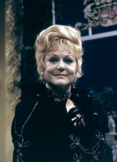 Marika RÖKK in television operetta 'The Last Waltz'