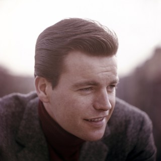 Robert WAGNER
