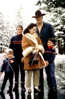 John WAYNE with wife Pilar and children