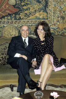 Carlo PONTI and Sophia LOREN, laughing