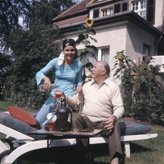 Martin HELD and Lore HARTLING at home