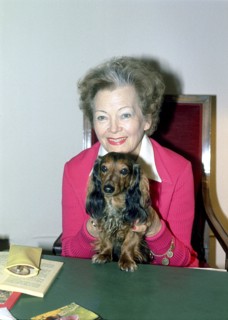 Olga CHEKHOWA with dachshund