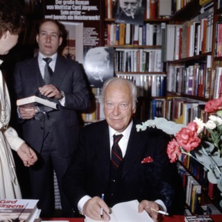 Curd JÜRGENS presents his new book