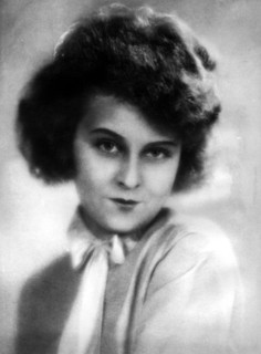 Lilian HARVEY