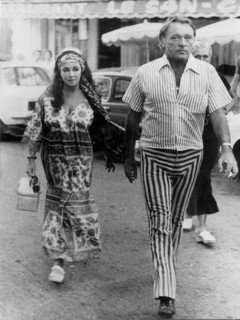 Elizabeth TAYLOR with husband Richard BURTON in Monte Carlo